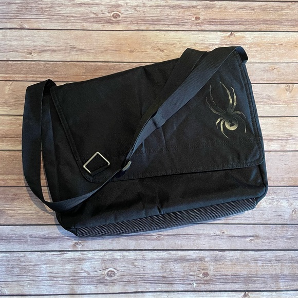 Spyder Bags Spyder Nylon Laptop Messenger Bag Poshmark